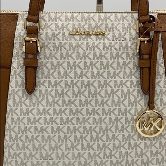 MICHAEL KORS CHARLOTTE LARGE TOP ZIP TOTE VANILLA - Picture 8 of 15